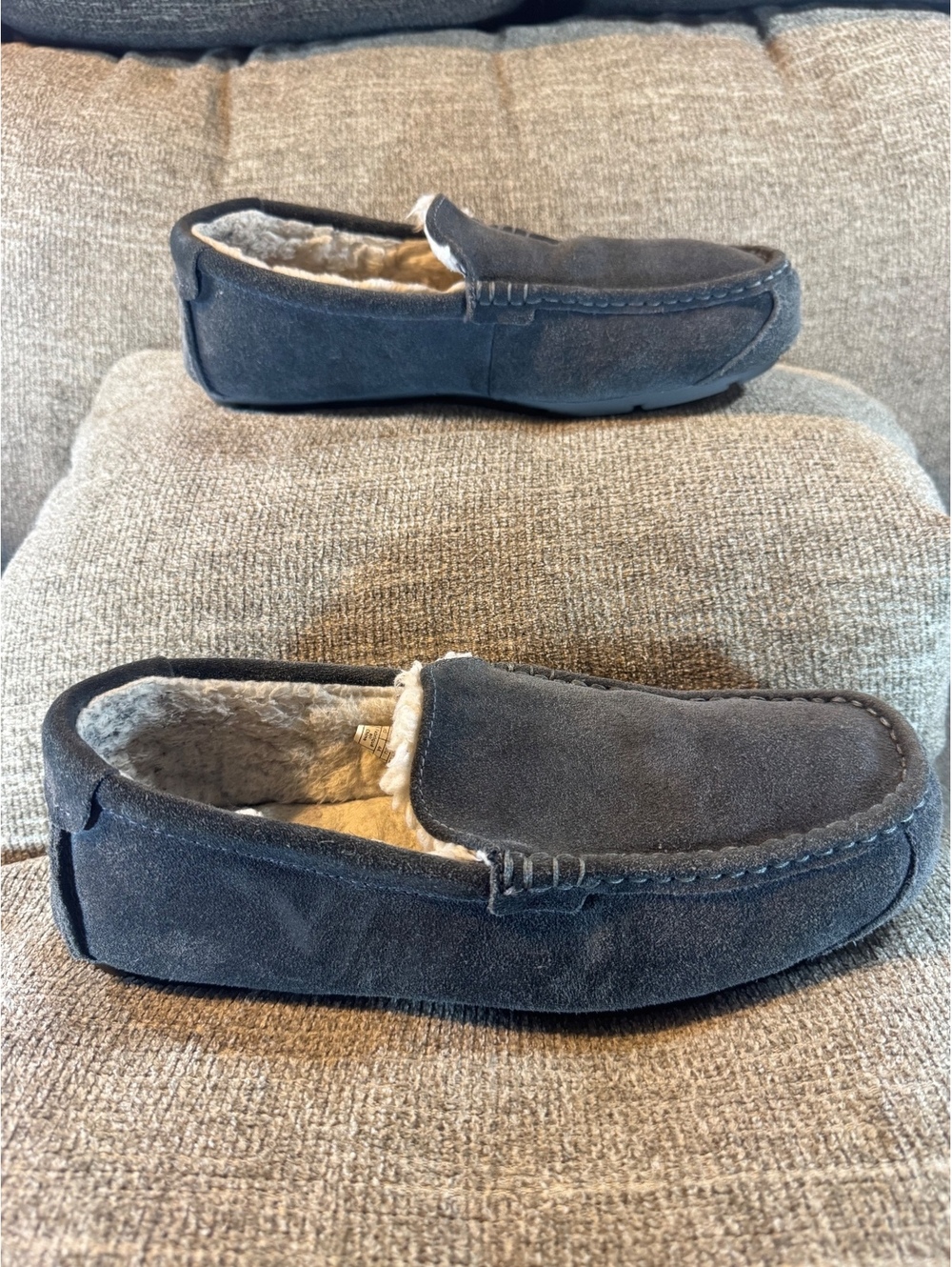 Koolaburra by UGG Men's Tipton Slipper Charcoal Grey Suede Size 11